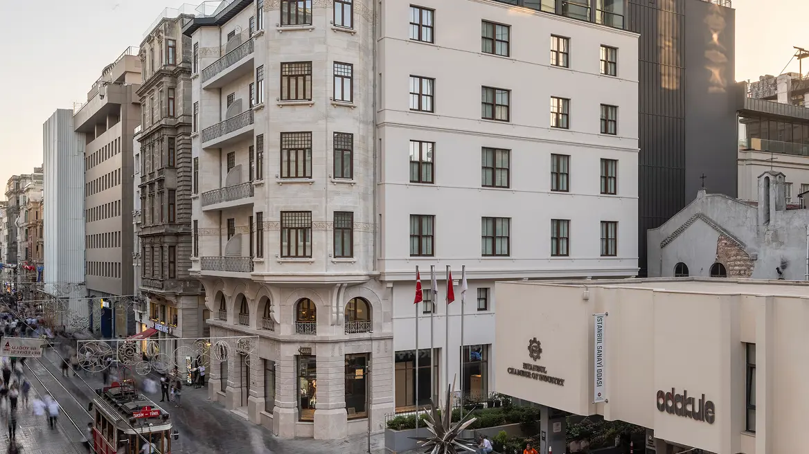 İş Bankası’ndan Resim Heykel Müzesi