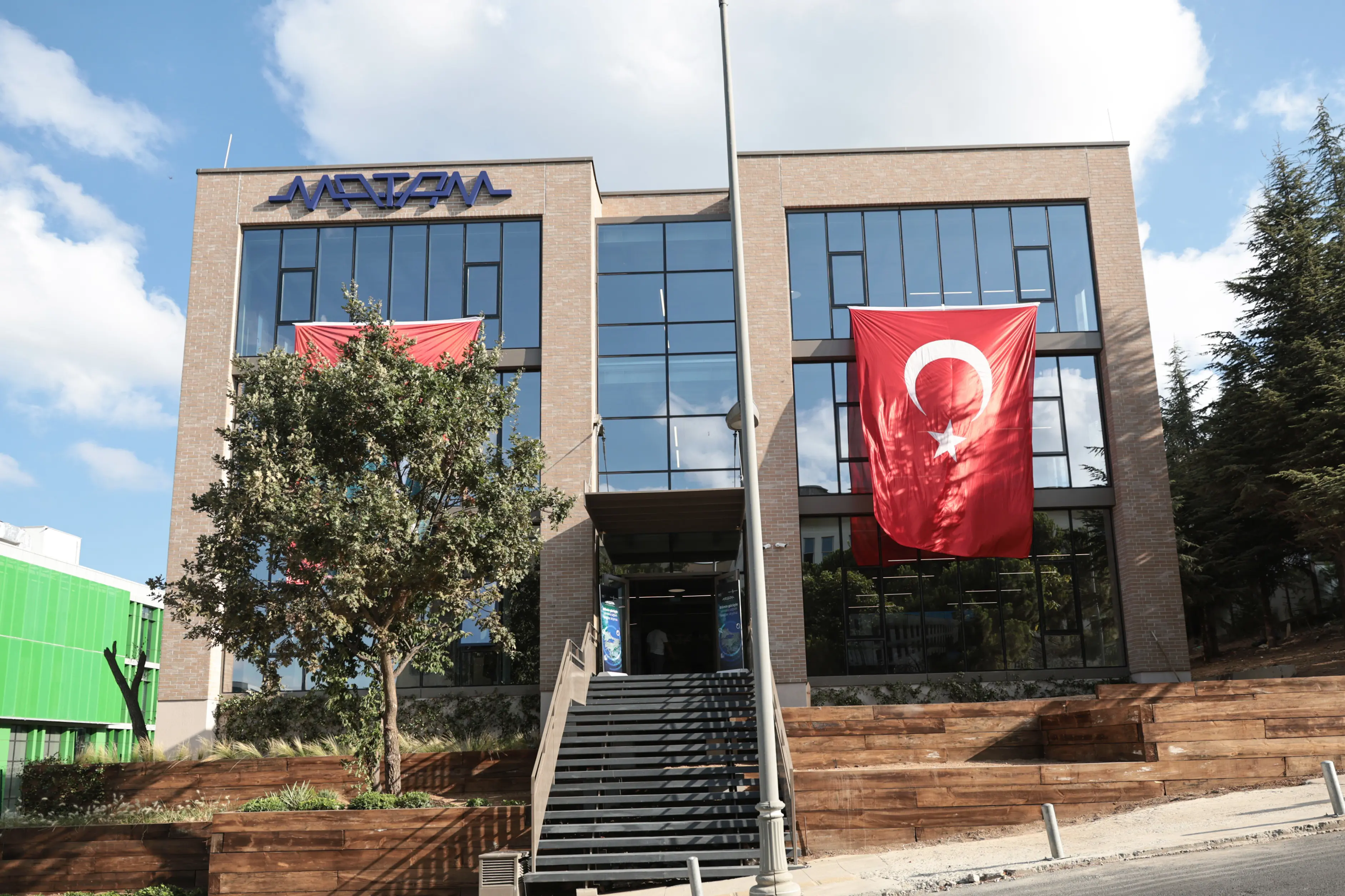 MATAM’da üç boyutlu haritalama ile bina-ölçekli deprem davranış analizi